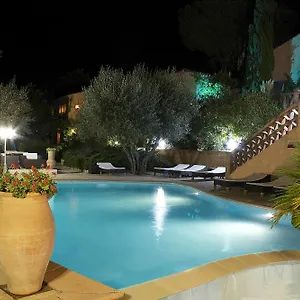 https://athenopolis.fr-provencehotel.com