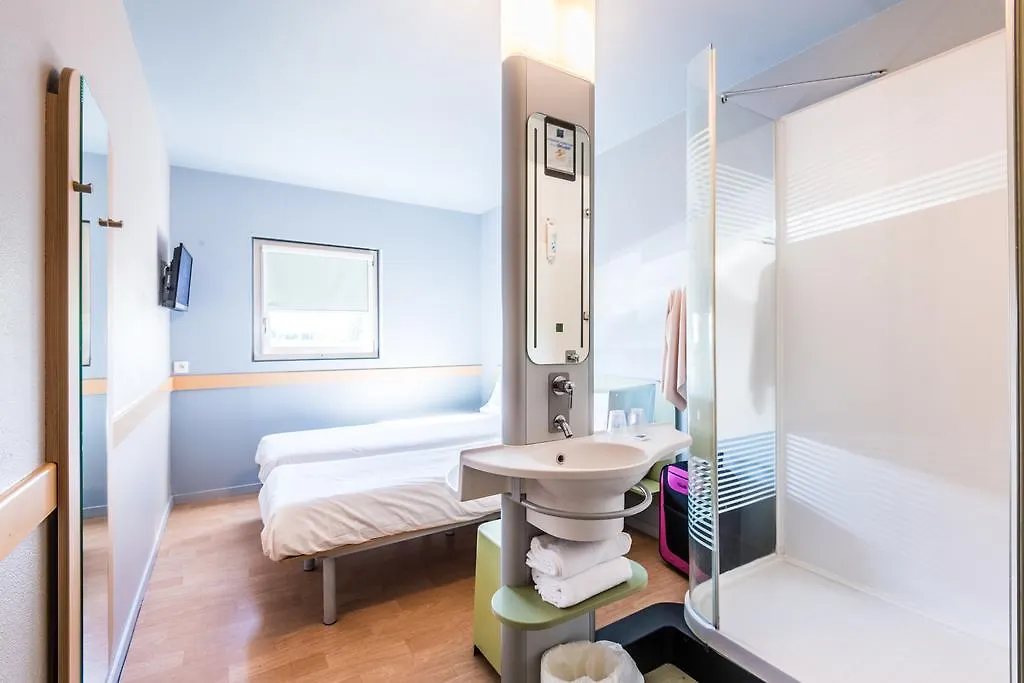 Ibis Budget Amberieu En Bugey/Chateau Gaillard A42
