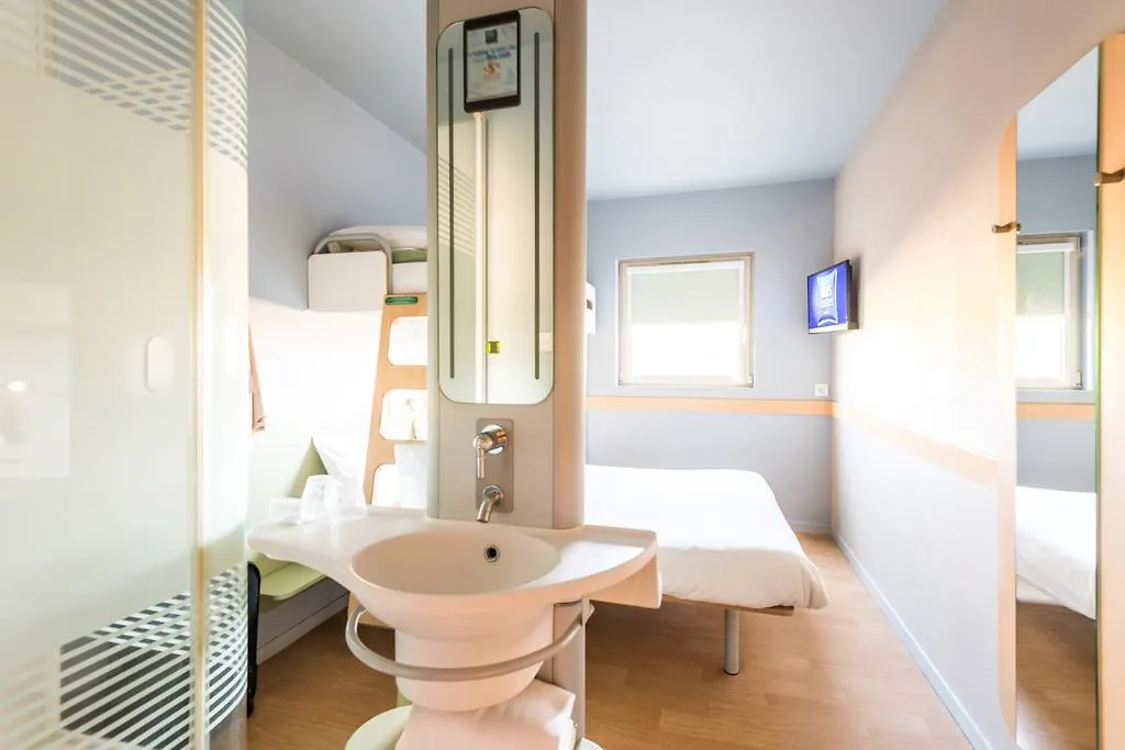 Ibis Budget Amberieu En Bugey/Chateau Gaillard A42 2*, Chateau-Gaillard