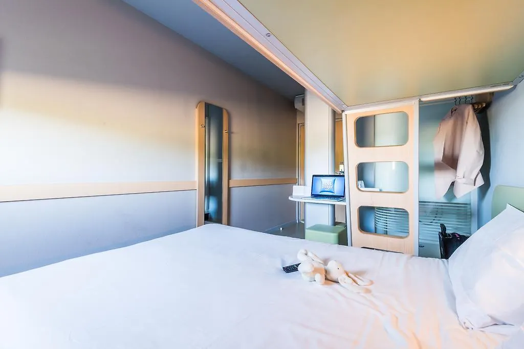 Hotel Ibis Budget Amberieu En Bugey/Chateau Gaillard A42